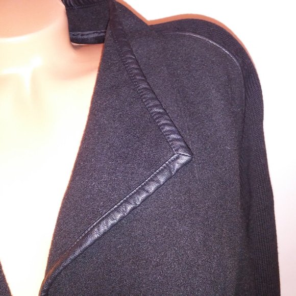 Chicos Sweater Womens Size 2 Medium 12 Black Solid Draped Look Long Sleeve Jacke - Picture 4 of 16